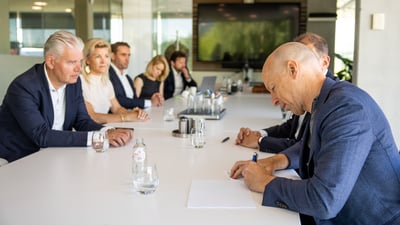 Sigmax kiest voor groeiversnelling met investeerder Quadrum Capital